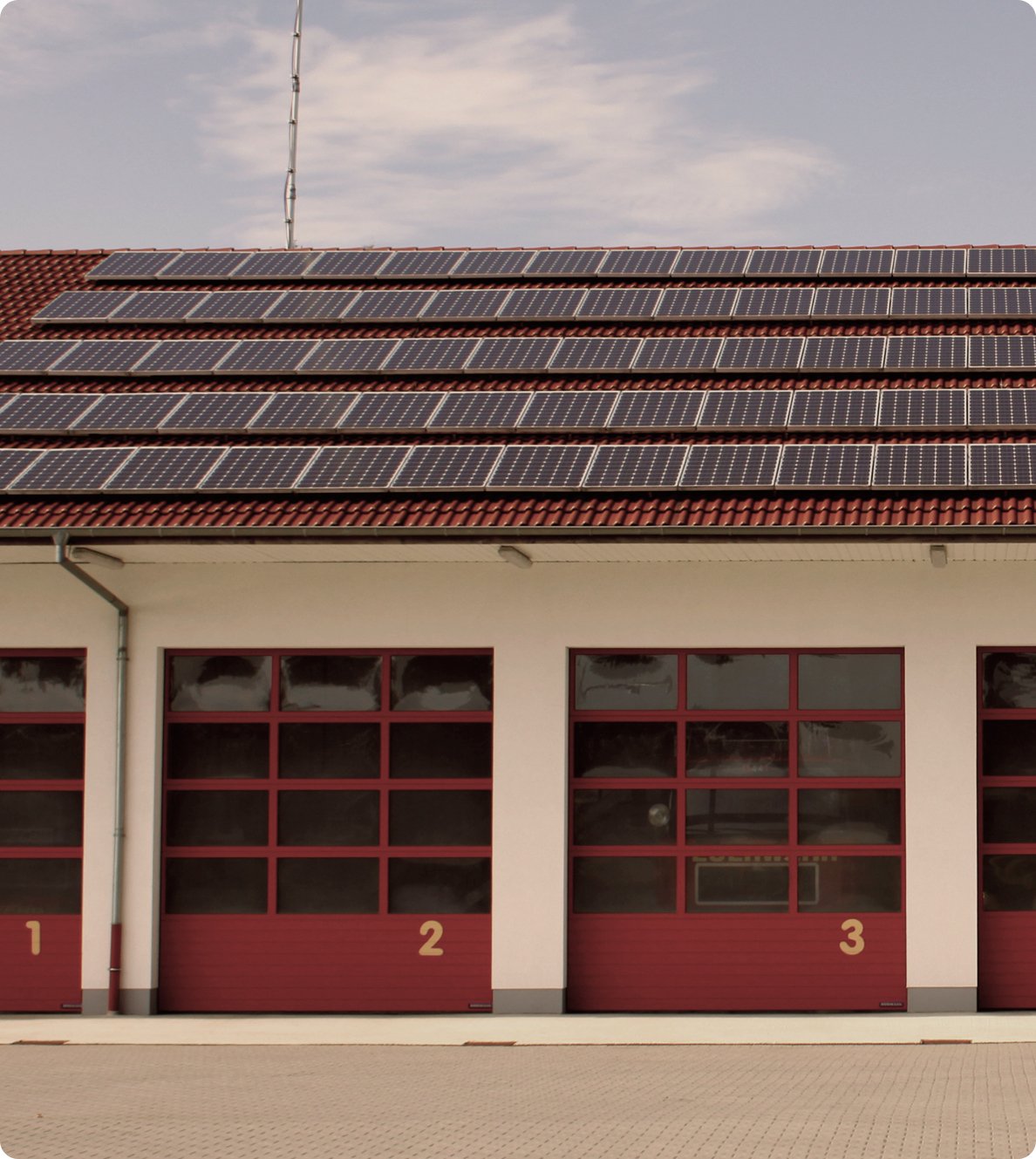 paneles solares hogares negocios | nave de empresa